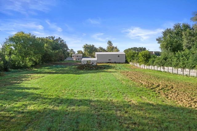 21234 Church ROAD, Union Grove, WI 53182