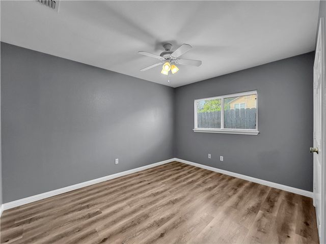 326 Oleander Ave B, Corpus Christi, TX 78404
