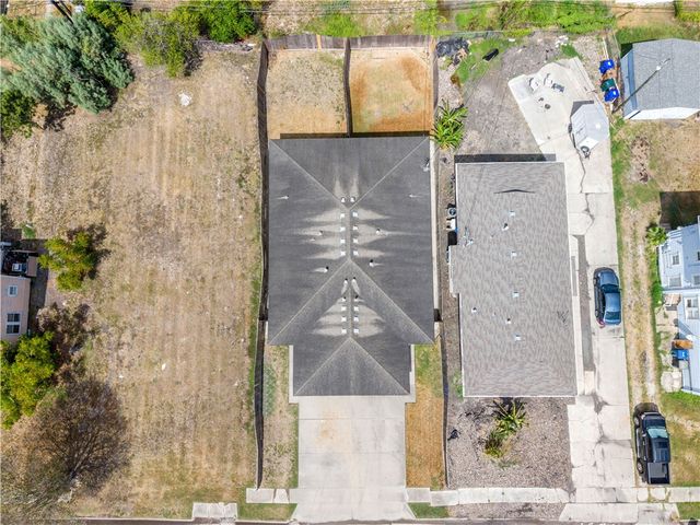 326 Oleander Ave B, Corpus Christi, TX 78404