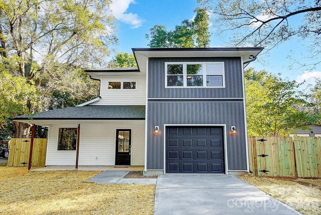 6615 ROCKWELL Boulevard W, Charlotte, NC 28269