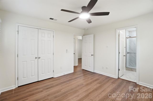 6608 Rosecran Drive, Charlotte, NC 28215