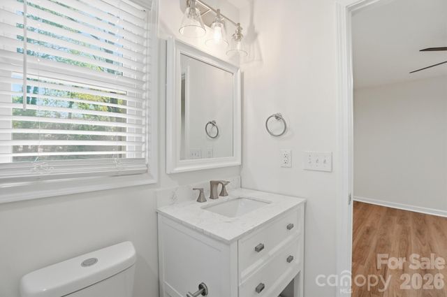 6608 Rosecran Drive, Charlotte, NC 28215