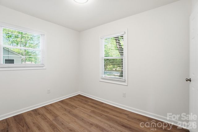 6608 Rosecran Drive, Charlotte, NC 28215