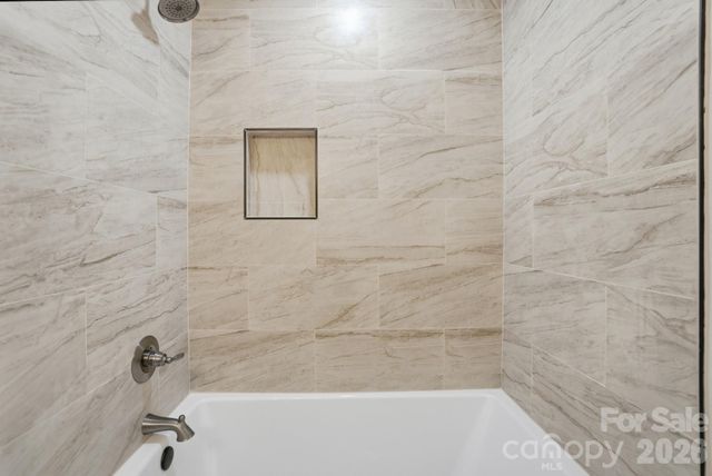 6608 Rosecran Drive, Charlotte, NC 28215