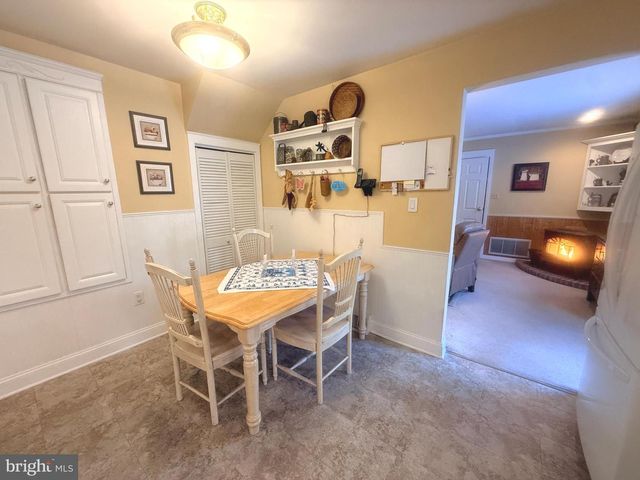 2343 HANCOCK DR, Lancaster, PA 17601