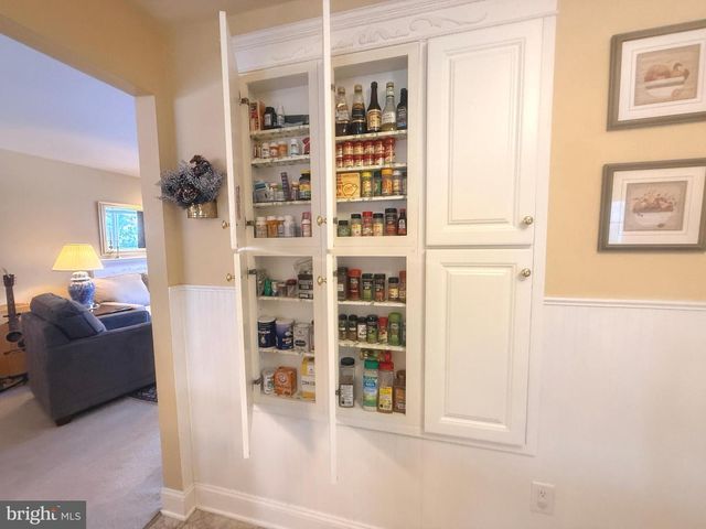 2343 HANCOCK DR, Lancaster, PA 17601