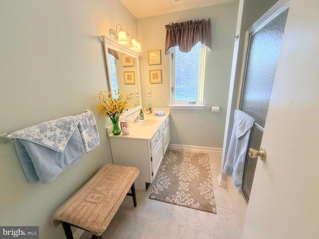 2343 HANCOCK DR, Lancaster, PA 17601