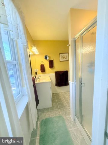 2343 HANCOCK DR, Lancaster, PA 17601