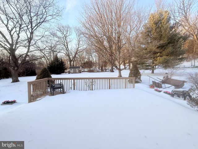 2343 HANCOCK DR, Lancaster, PA 17601