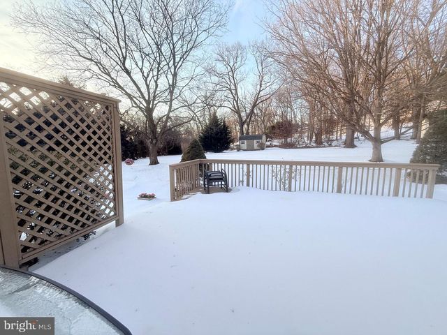 2343 HANCOCK DR, Lancaster, PA 17601