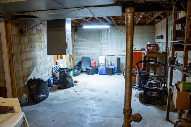 2700 Westbrook Drive, Mansfield, MO 65704