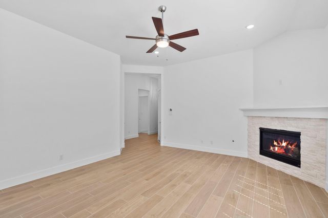 10930 Middle Ridge Drive, Missouri City, TX 77459