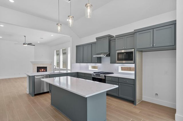 10930 Middle Ridge Drive, Missouri City, TX 77459