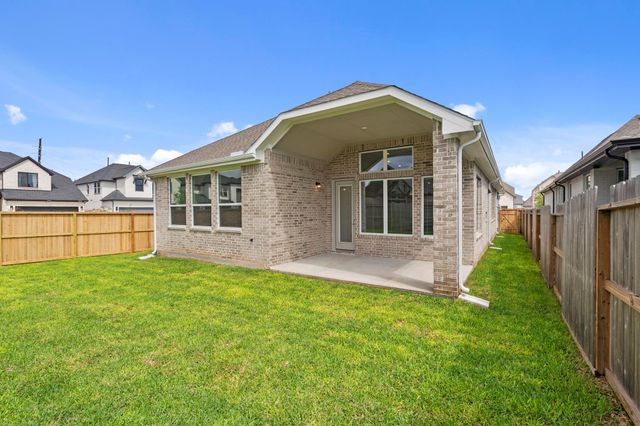 10930 Middle Ridge Drive, Missouri City, TX 77459