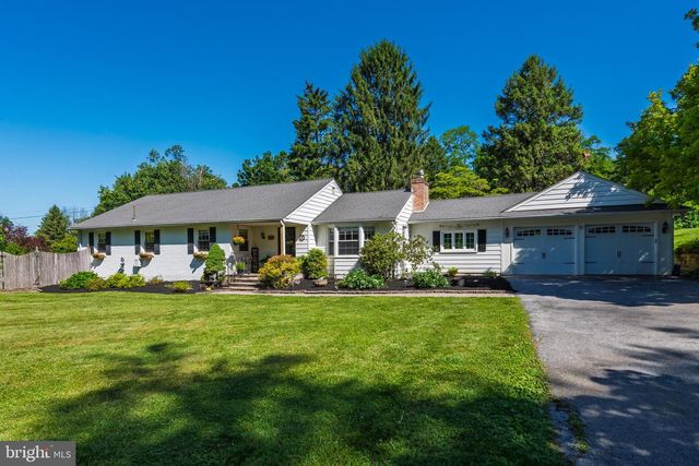 912 SPRINGWOOD DR, West Chester, PA 19382