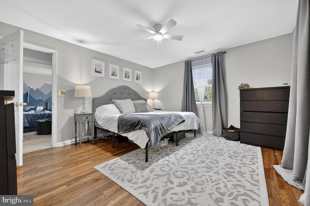 912 SPRINGWOOD DR, West Chester, PA 19382
