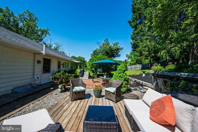 912 SPRINGWOOD DR, West Chester, PA 19382