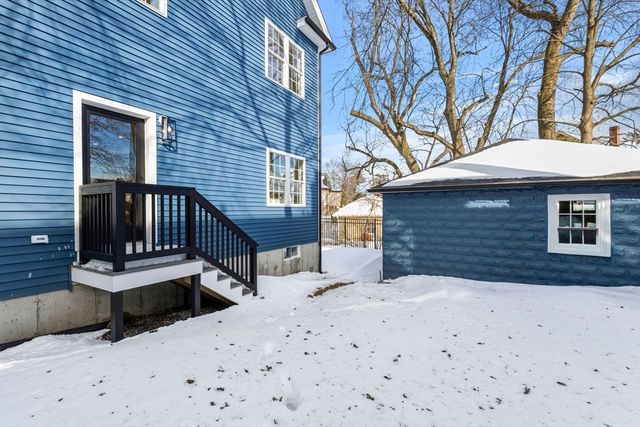 48 Mystic Lake Drive 48, Arlington, MA 02474