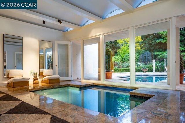 3907 Happy Valley Rd, Lafayette, CA 94549