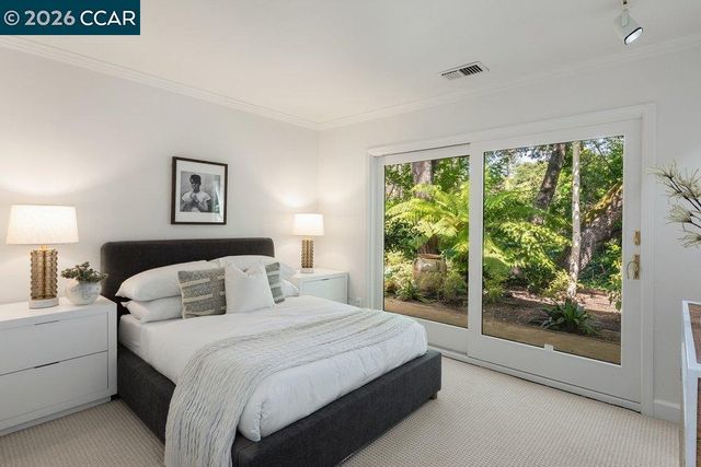 3907 Happy Valley Rd, Lafayette, CA 94549
