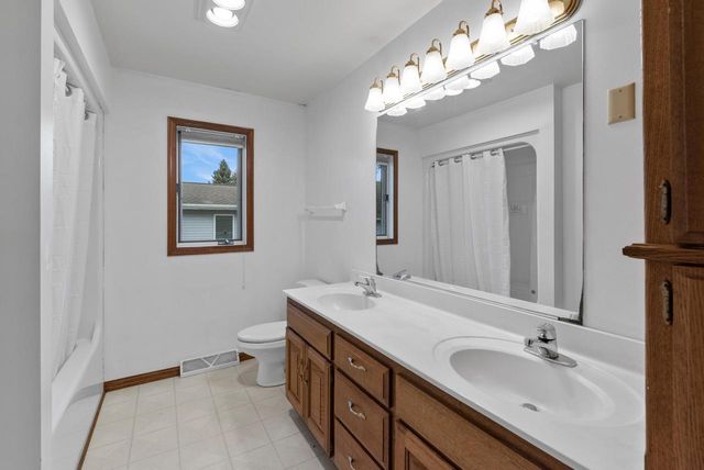 109 FILBY STREET, Oakfield, WI 53065