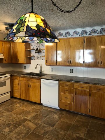 621 3rd St, Cheney, WA 99004