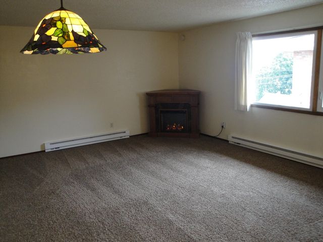 621 3rd St, Cheney, WA 99004