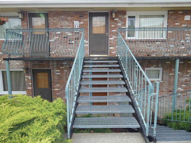 621 3rd St, Cheney, WA 99004
