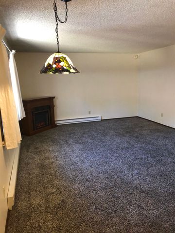 621 3rd St, Cheney, WA 99004