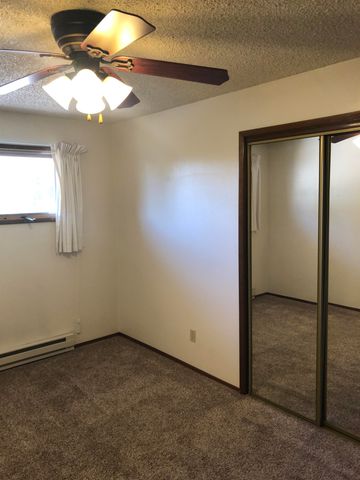 621 3rd St, Cheney, WA 99004