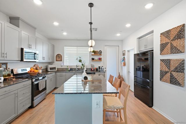 5491 SEACLIFF PL 108, San Diego, CA 92154