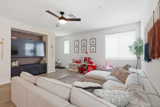 5491 SEACLIFF PL 108, San Diego, CA 92154