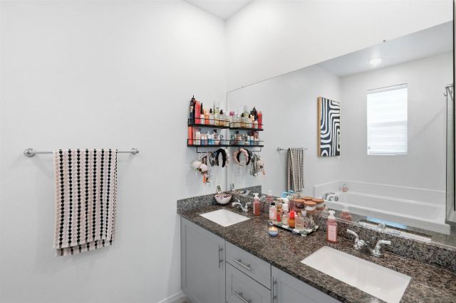 5491 SEACLIFF PL 108, San Diego, CA 92154