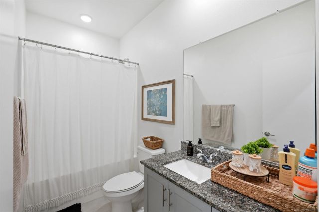 5491 SEACLIFF PL 108, San Diego, CA 92154