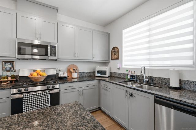 5491 SEACLIFF PL 108, San Diego, CA 92154