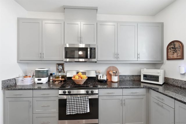5491 SEACLIFF PL 108, San Diego, CA 92154