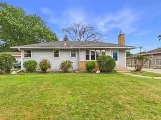 6306 Lee Avenue N, Brooklyn Center, MN 55429
