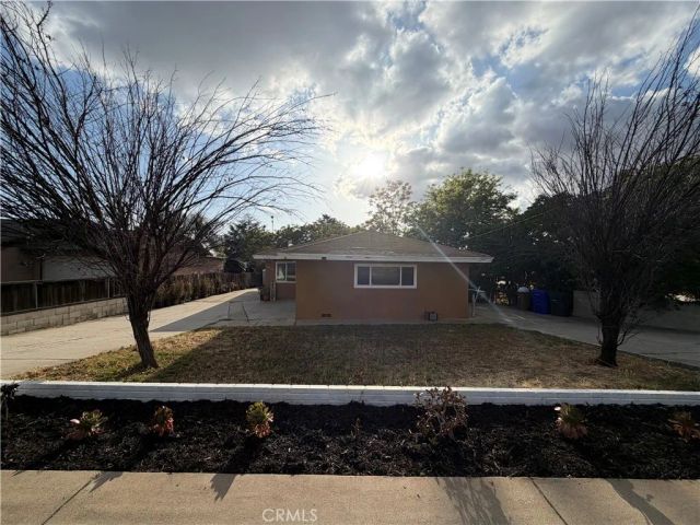 12426 2nd, Yucaipa, CA 92339
