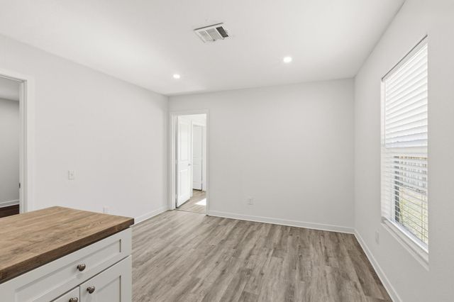 108 Irene ST, Elgin, TX 78621