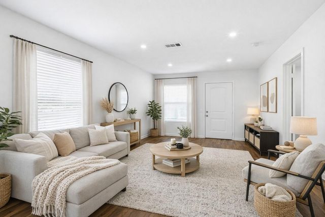 108 Irene ST, Elgin, TX 78621