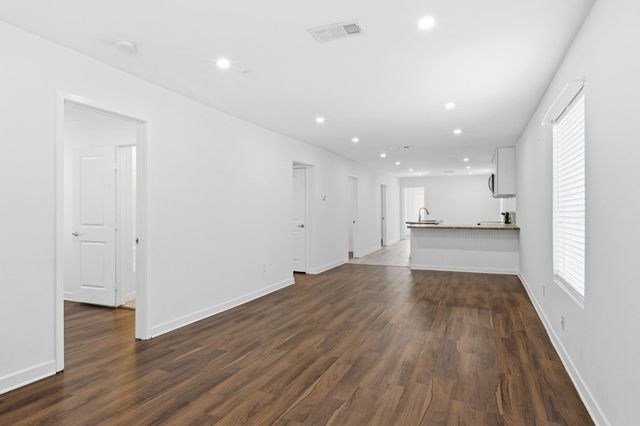 108 Irene ST, Elgin, TX 78621