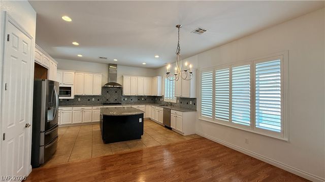 2424 Antrim Irish Drive, Henderson, NV 89044