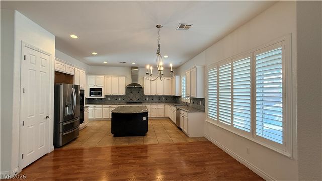 2424 Antrim Irish Drive, Henderson, NV 89044