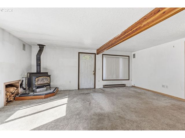 156 WILLIAMS Ave, Kelso, WA 98626