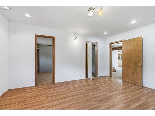 156 WILLIAMS Ave, Kelso, WA 98626