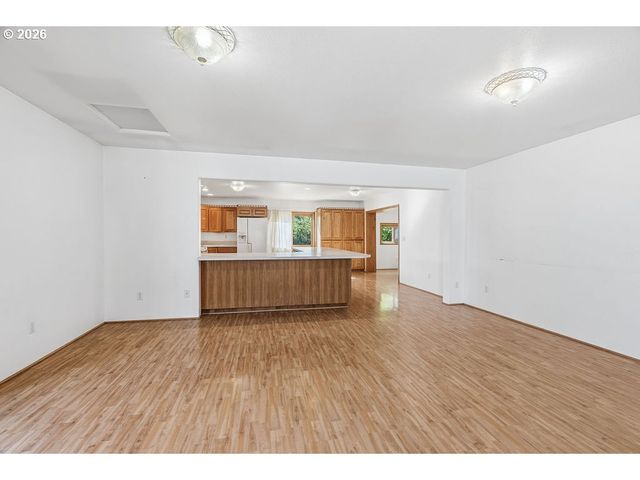 156 WILLIAMS Ave, Kelso, WA 98626