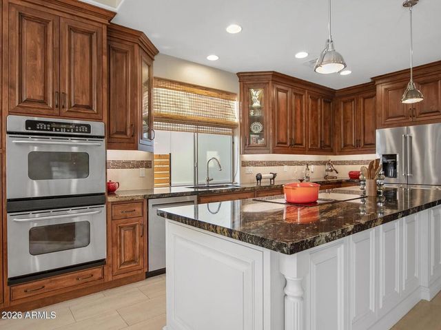 15426 S 4TH Avenue, Phoenix, AZ 85045