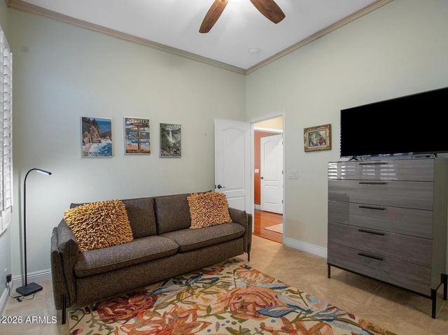 15426 S 4TH Avenue, Phoenix, AZ 85045