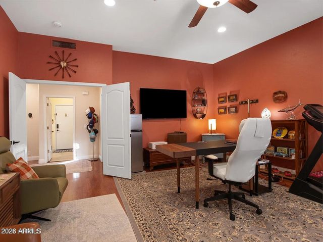 15426 S 4TH Avenue, Phoenix, AZ 85045