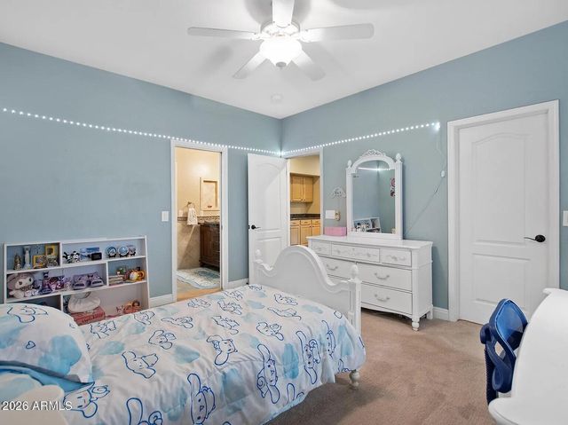 15426 S 4TH Avenue, Phoenix, AZ 85045